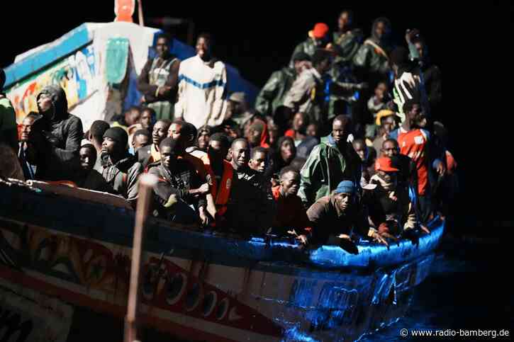 Mehr als 500 Migranten vor Kanaren gerettet