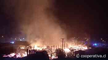 Incendio destruyó galpón industrial que era Monumento Histórico en Neltume