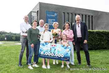 Jeanine Moordtgat is de acht miljoenste bezoeker van Sportoase Elshout