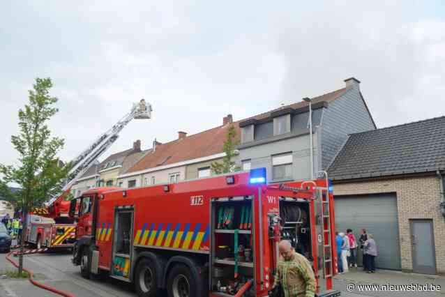 Brand vernielt aanbouw van rijwoning in Oudenaarde