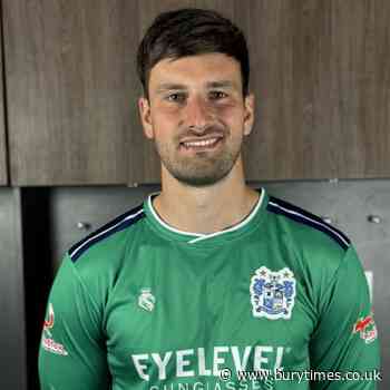 Bury sign commanding goalkeeper Tom Stewart from Lancaster