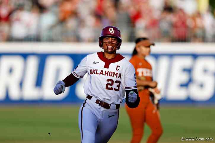 Texas offense comes up short, Oklahoma takes 1-0 lead in WCWS Championship Series