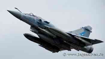 Ukraine-Liveblog: ++ Frankreich will Mirage-Kampfjets an Ukraine liefern ++