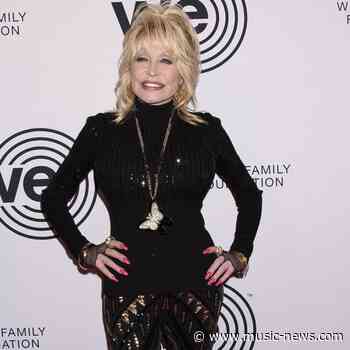 Dolly Parton announces Broadway musical