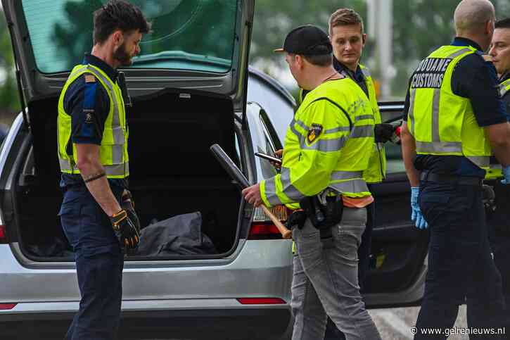 Meerdere auto’s in beslag genomen tijdens verkeerscontrole in Arnhem