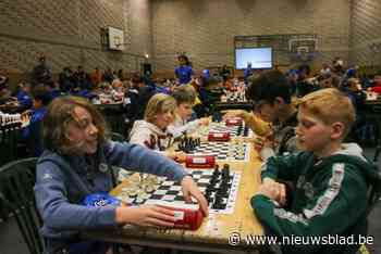 Nieuwe schaakclub gaat van start in Lochristi, en jongeren zijn aan zet: “Misschien de start van een nieuwe community”