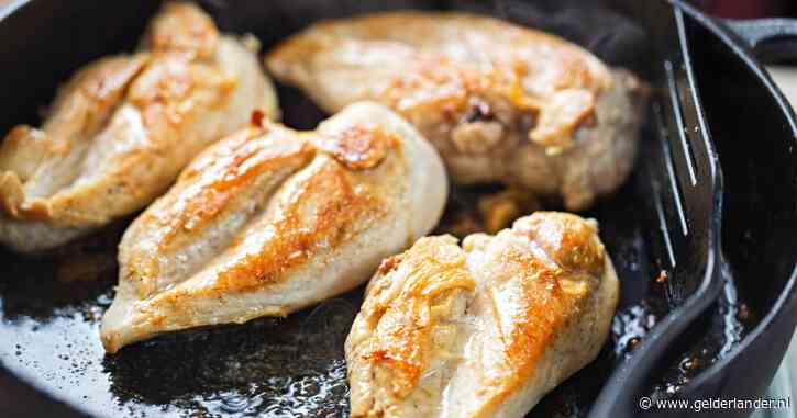 Moet je kip wassen voor je ermee gaat koken? 5 beweringen over voedselveiligheid onder de loep