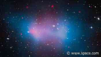 Massive 'El Gordo' galaxy cluster suggests dark matter smashes into itself