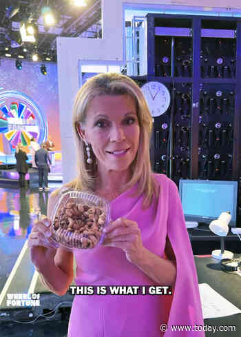 Vanna White reveals what she snacks on at 'Wheel of Fortune' in behind-the-scenes video