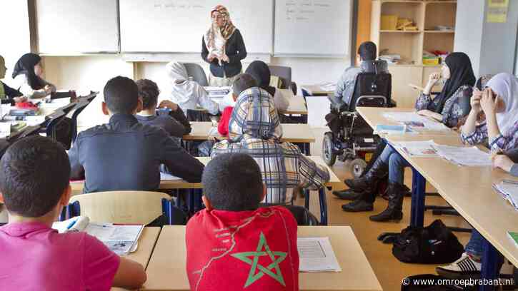 Tilburg en Eindhoven krijgen islamitische middelbare school