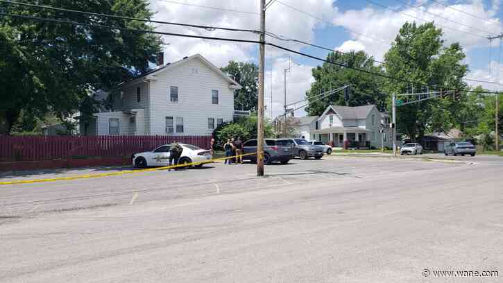 Man surrenders after standoff with SWAT in west Fort Wayne neighborhood