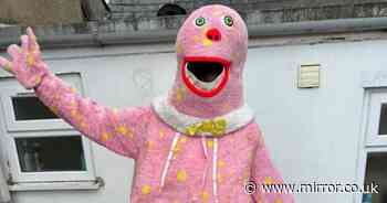 'Cursed' homemade Mr Blobby costume is 'terrifying' and on sale for £1,000