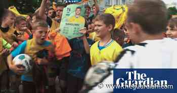 Soldiers and schools help announce Ukraine's Euro 2024 squad – video