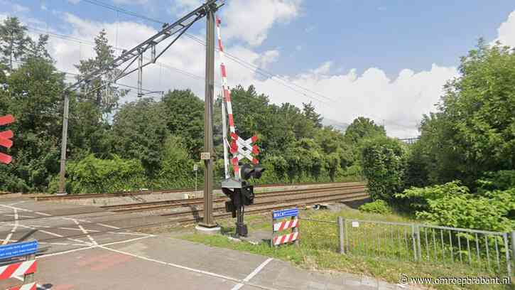 Verkeersborden op treinrails gelegd, Pro-Rail waarschuwt voor gevolgen