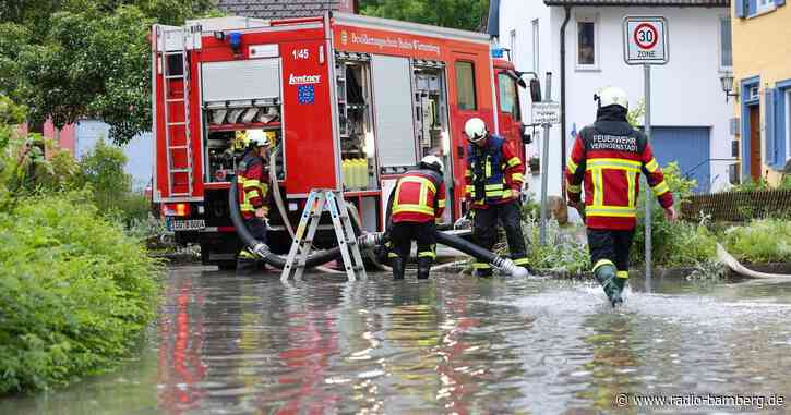Nach Starkregen: Erneut Straßen in Kleinstadt überschwemmt