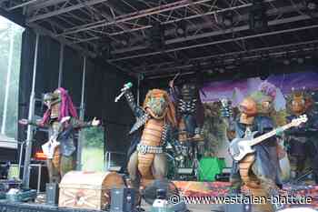 Vlotho: Kinder feiern mit Heavy-Metal-Dinos