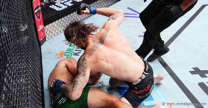 UFC Louisville video: Zachary Reese flattens Julian Marquez with vicious uppercut in just 20 seconds