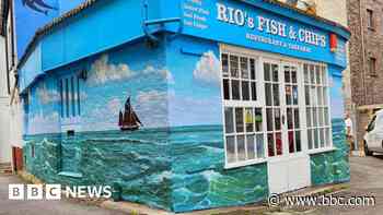 Set of murals unveiled around seaside town