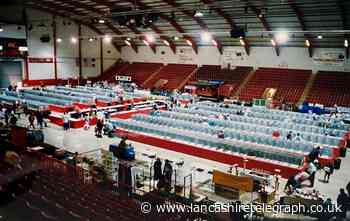 800 cats at Blackburn Ice Arena for major show in 1994