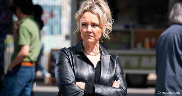 The weird fan gift EastEnders actor Charlie Brooks was given for ‘evil’ Janine