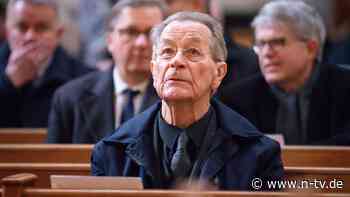 Aus Kirche will er austreten: Franz Müntefering denkt "erstmals" über den Tod nach