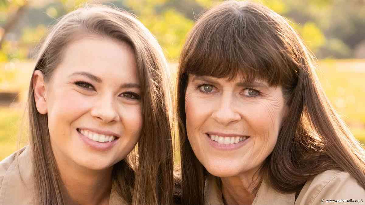Terri Irwin shares adorable photo of late husband Steve and daughter Bindi: 'Such a special memory'