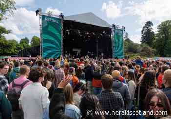 The Reeling: Thousands attend trad music festival near Glasgow