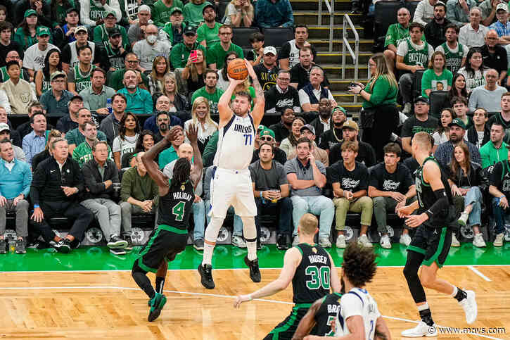 Celtics repel Mavericks, take 2-0 NBA Finals lead, 105-98
