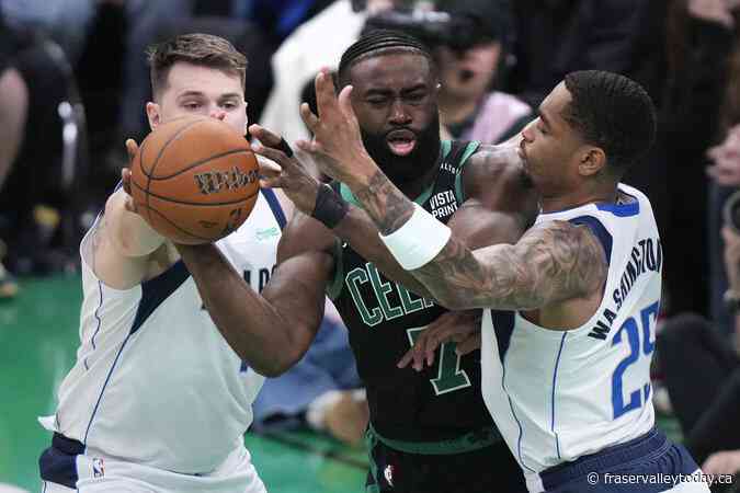 Celtics beat Mavericks 105-98, take 2-0 lead in NBA Finals