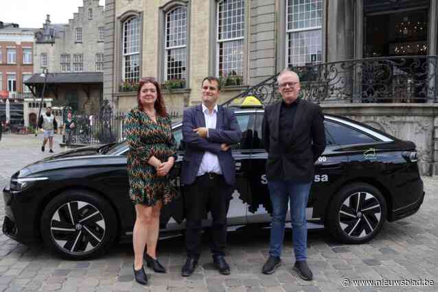 Taxi Symforosa breidt wagenpark uit met elektrische Volkswagen ID 7: “Goed voor de toekomst van ons allemaal”