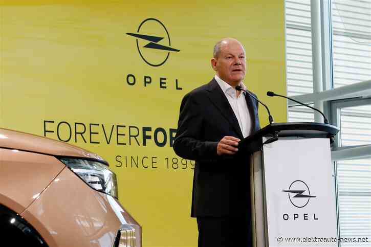 Kanzler Scholz bei Opel: „Wir stehen zur Elektromobilität“