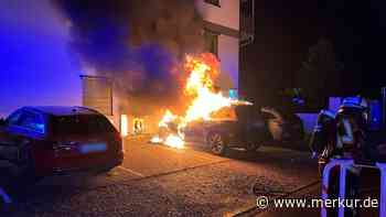 E-Auto geht in Flammen auf
