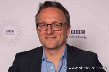 What is the 5:2 diet and how did Michael Mosley popularise intermittent fasting?