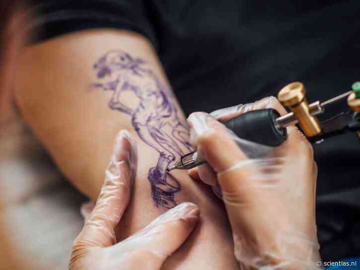 Tatoeages wellicht gevaarlijker dan gedacht: mogelijk verband gevonden tussen lymfeklierkanker en tattoo