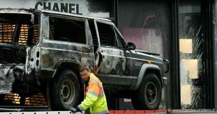 Colpo grosso alla boutique Chanel sugli Champs-Elysées: ladri in fuga con un bottino da 10 milioni di euro