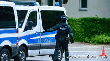 Bedrohungslage in Oberbayern: Polizei räumt Gebäude und nimmt Mann (34) widerstandslos fest