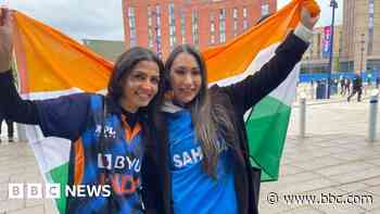 Up to 2,000 descend on India v Pakistan fan park