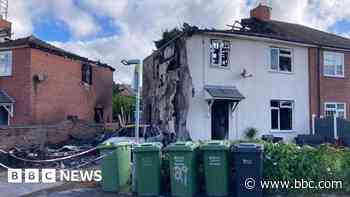 Homes damaged in major fire on residential road