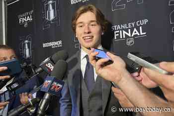 Macklin, meet McDavid: Expected top pick Celebrini chats with 2015 No. 1 choice at Stanley Cup Final