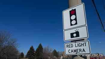 More red light cameras are coming to Windsor intersections