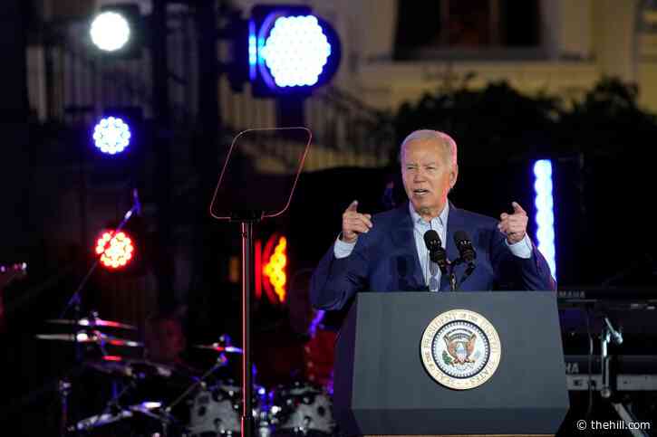 Biden hosts Juneteenth celebration: 'White House lawn’s never seen anything like this before'
