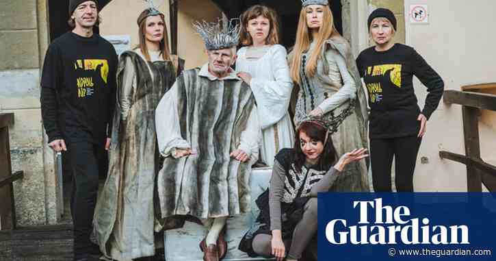 ‘The war was not going to stop me’: amateur Ukrainian actors stage King Lear in UK