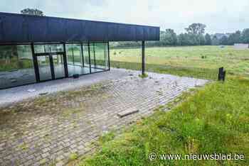 Modern en gebruiksklaar, maar “mooiste sportcomplex van de gemeente” staat al jaren leeg