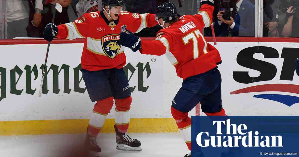 Panthers seize control of Stanley Cup Final after late surge in Game 2