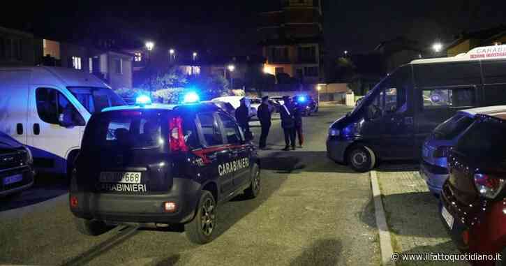 Si presenta dai carabinieri: “Ho il cadavere di mia moglie nel retro del furgone”. Arrestato. Il movente del femminicidio a Modena