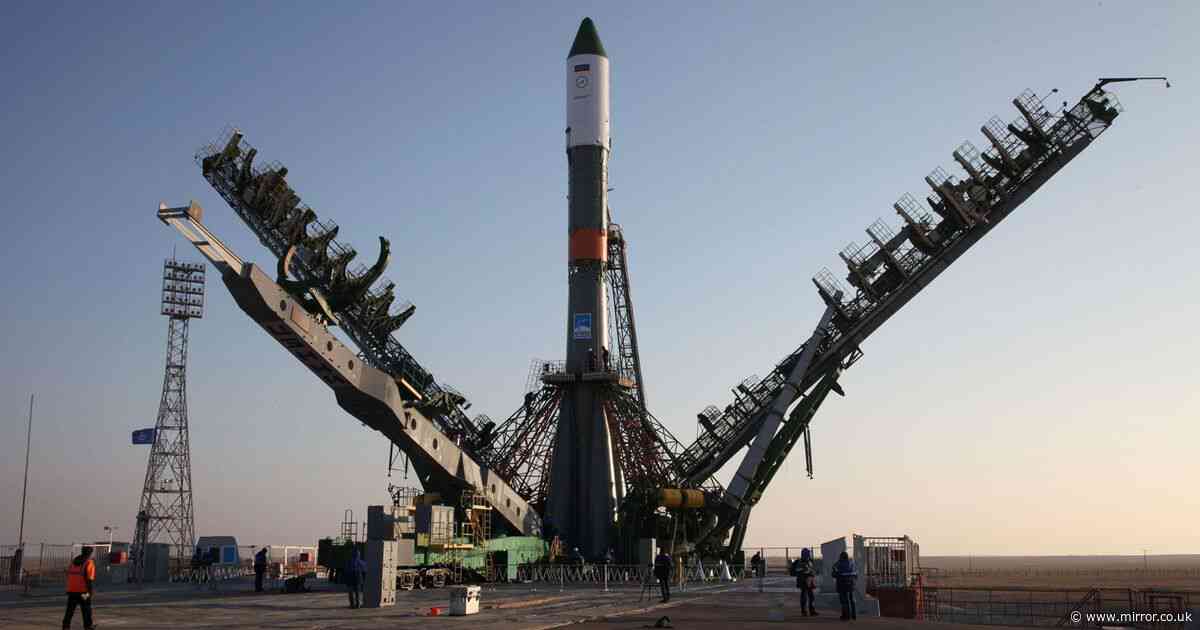 Man dies of thirst trying to walk to desert cosmodrome where Russia launches its rockets