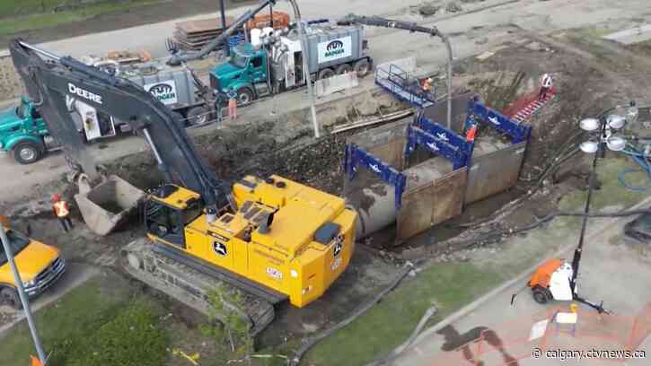 Calgary water main that broke listed in 'good' condition: Gondek