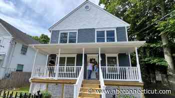 Habitat for Humanity turns over keys to new homeowners in Hartford