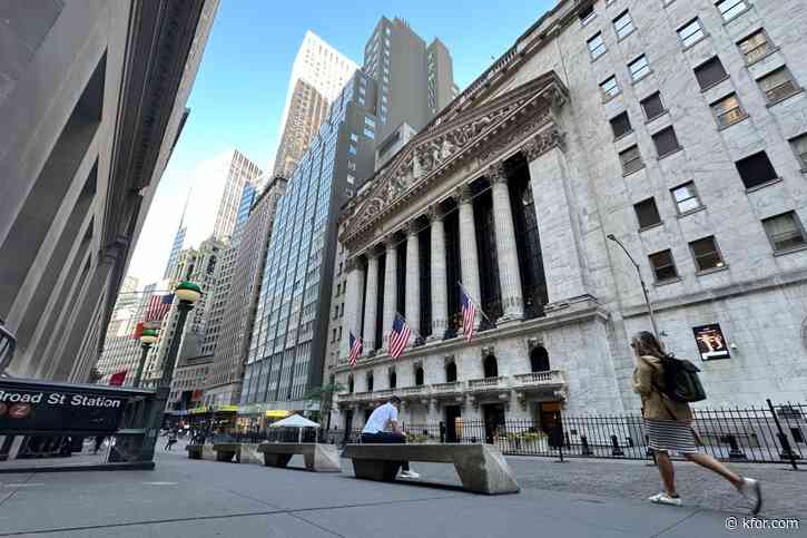 Stock market today: Wall Street slips ahead of Fed meeting. Apple shares rise on AI plans