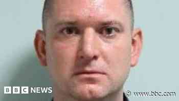 Corrupt border officer jailed for aiding drugs gang